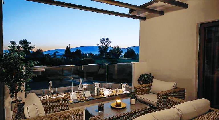 Villa with barbeque, private pool & terrace — photo 2