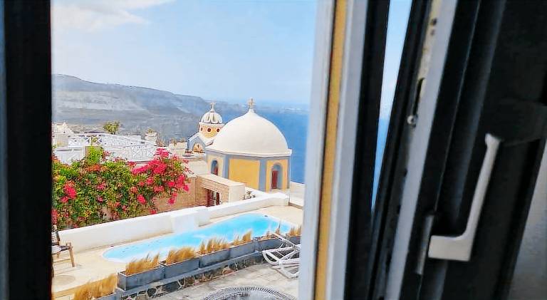 Lovely villa with terrace, private pool & yard | Suitable for remote work | Pets are welcome — photo 5