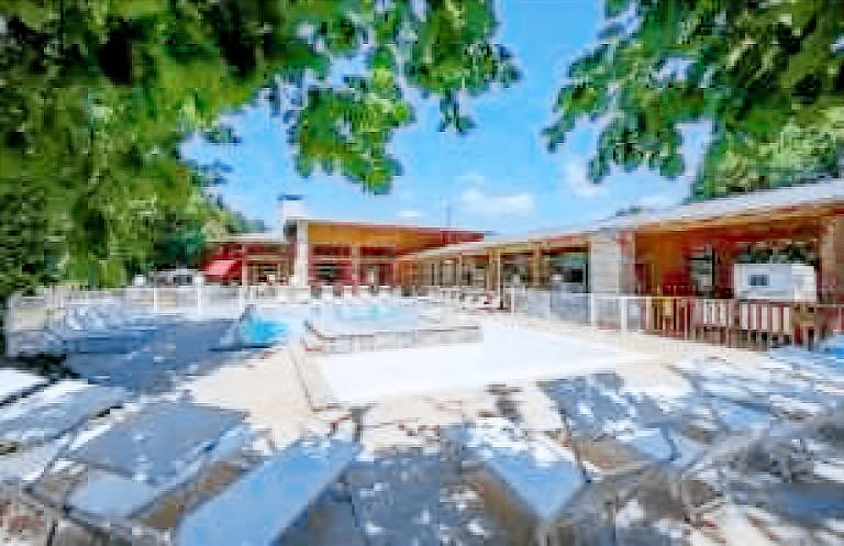 Children-friendly chalet with terrace, jacuzzi & barbeque | Pets are welcome — photo 5