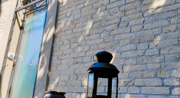 Rental apartment with yard — photo 4