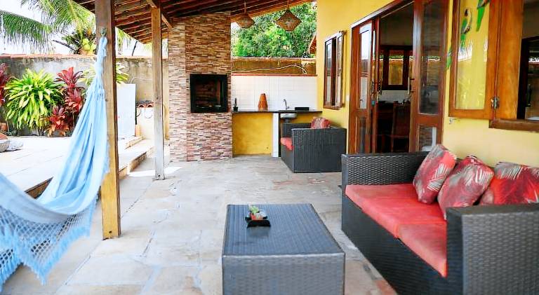 House with pool | Beach nearby | Pets are welcome — photo 3