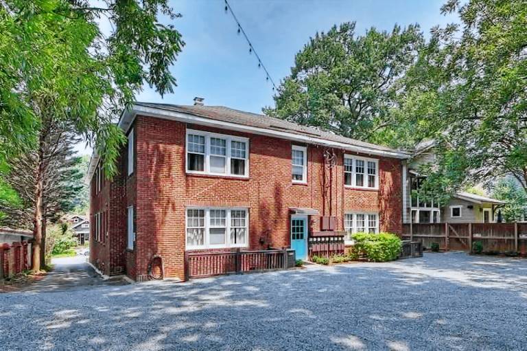 Condo  Elizabeth