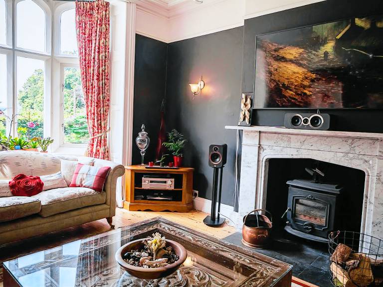 Cottage with jacuzzi & garden — photo 4