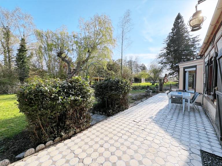 Family-friendly lovely gite with patio, garden & grill | Nature view | Pet-friendly — photo 3