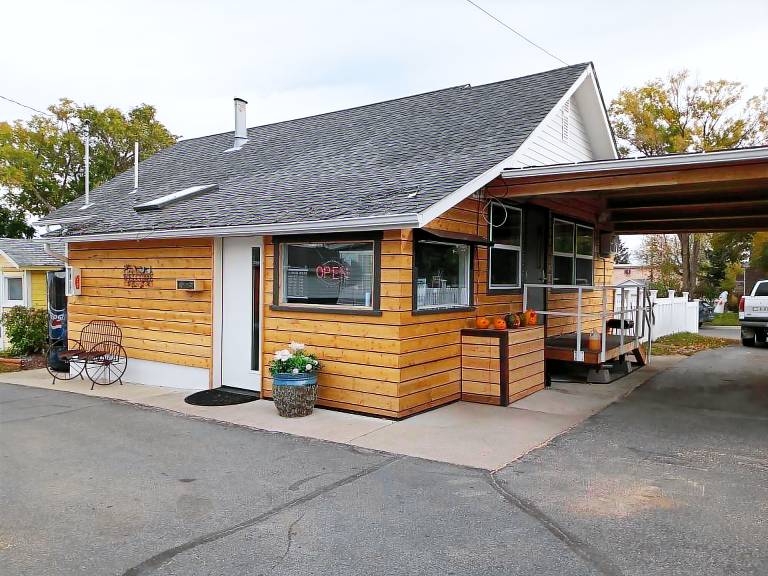 Cabin Helena
