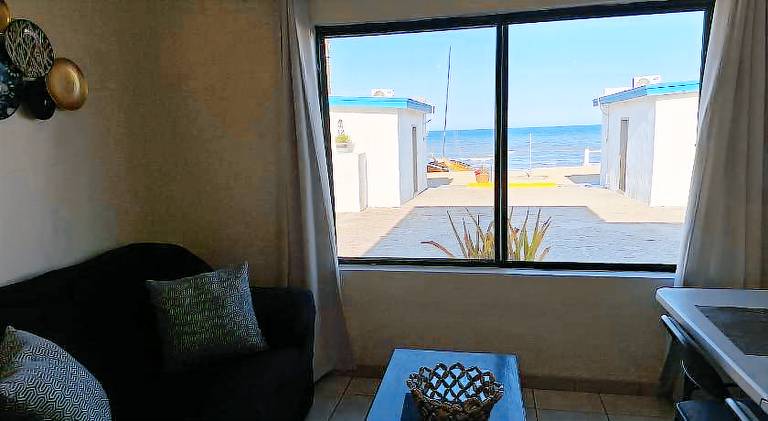 55 Suite Bungalow Seaside Hotel & Victors RV Park — photo 5