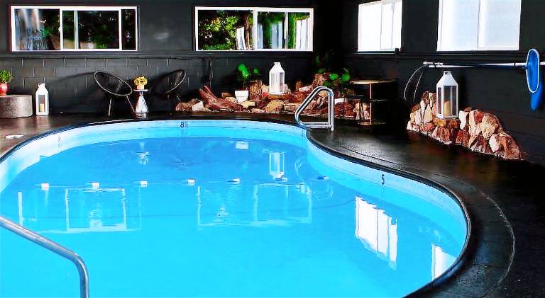 Sierra Blue Hotel & Swim Club in Big Bear Lake, CA