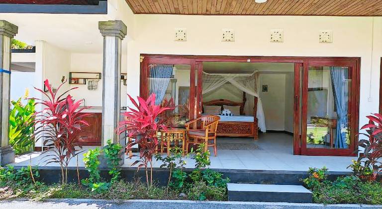 Holiday apartment with jacuzzi, terrace & private pool | Perfect for remote work — photo 4