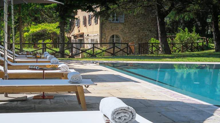 Child-friendly villa with private pool & garden | Pool view | Perfect for remote work | Dogs allowed — photo 3