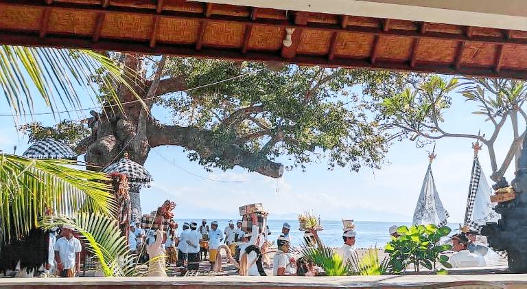 Sarinah Beach - Bistro & Bungalow — photo 2