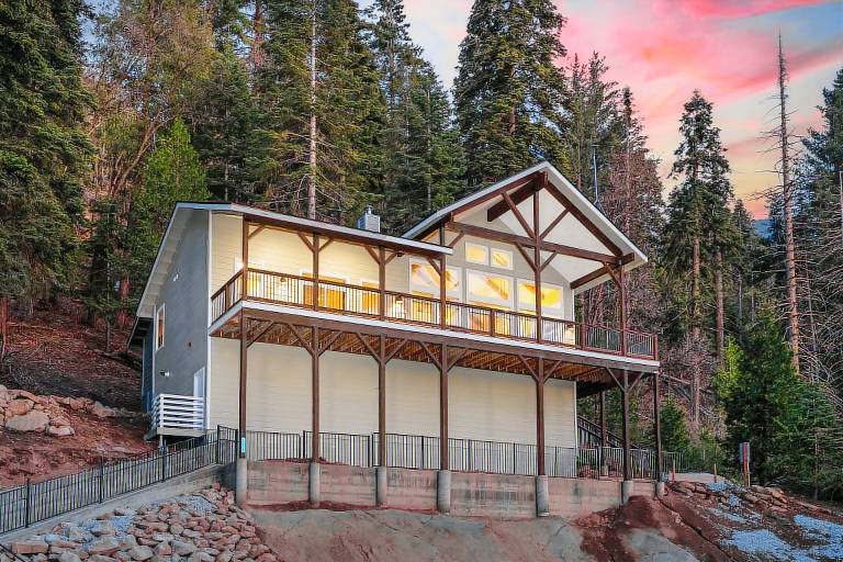 Cabin Yosemite West