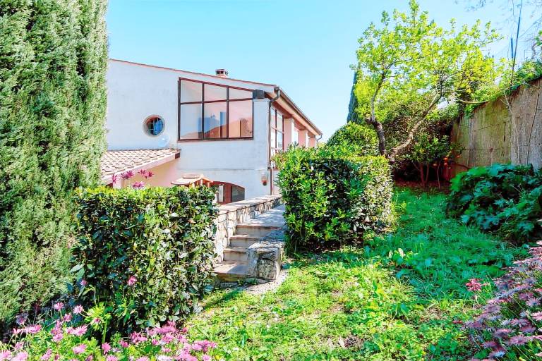 Holiday Home 'L'Appartamentino Di Giulia' / La Pila-Marina di Campo / Wi-Fi and Air Conditioning in Marciana