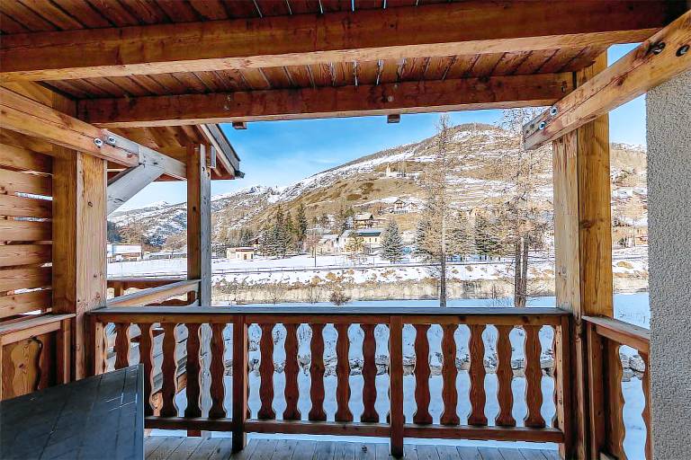 Child-friendly wonderful condo with sauna, pool & hot tub | Ski nearby | Pet-friendly — photo 5