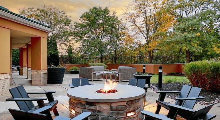 Courtyard by Marriott Philadelphia Plymouth Meeting — photo 3