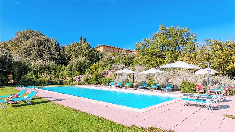 Ferienhaus in Lucciana, Castel San Gimignano für max. 12 Personen Ferienhaus in Lucciana, Castel San Gimignano für max. 12 Personen