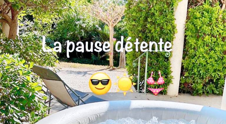 Oasis de verdure en centre-ville - jacuzzi prive in Mougins