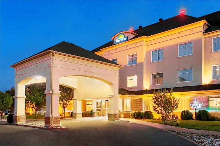 Days Inn by Wyndham Ottawa Airport