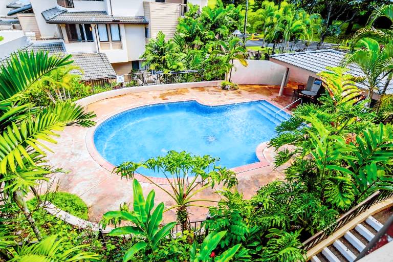 Condo  Napili