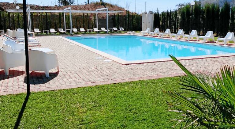 Vacation home with pool in Enna