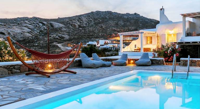 Villa with patio, pool & yard in Mykonos