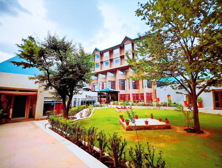 Sterling Manali in Manali