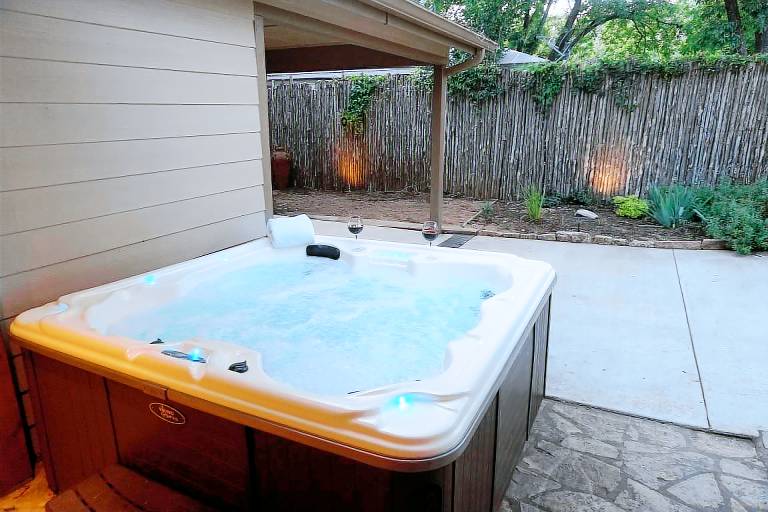 Family-friendly beautiful house with barbecue, terrace & hot tub | Pets are welcome — photo 2