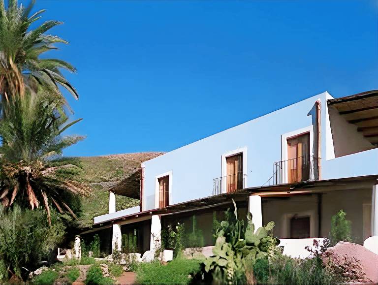 Hotel La Locanda Del Postino in Malfa