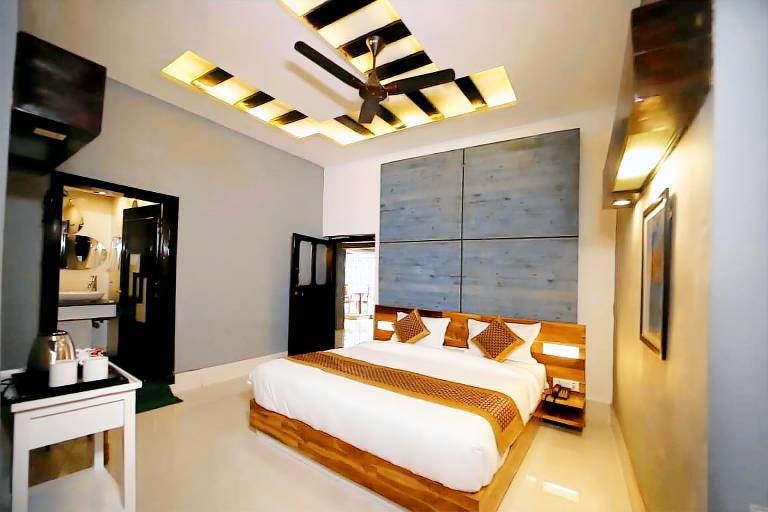 Villa with garden, pool & jacuzzi | Good for workation | Pets are welcome — photo 2