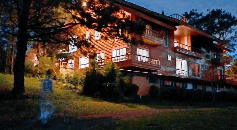 Apartment with garden & terrace in Baguio