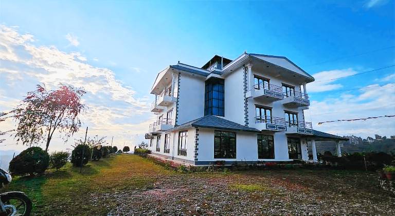 Hotell Hill Crown in Baluwapati Deupur
