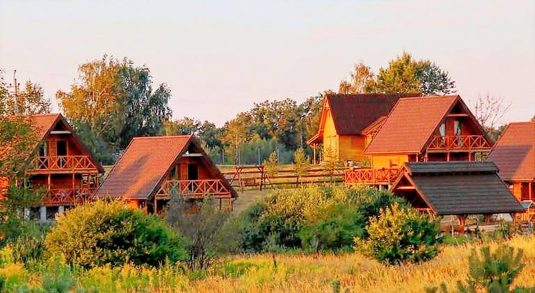 Lodge with garden, patio & barbecue — photo 4