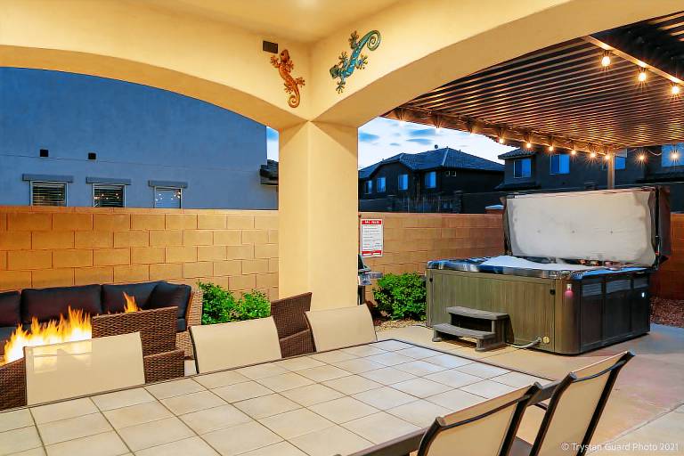 House with garden, private pool & hot tub | Mountain view — photo 5