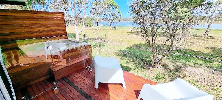 Bed and breakfast  Deception Bay