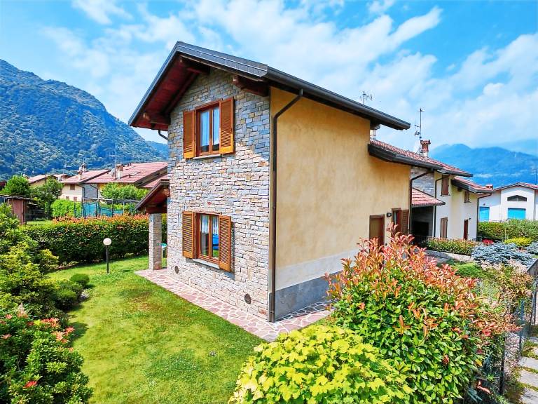 Ferienhaus in Colico Piano, Colico für max. 4 Personen