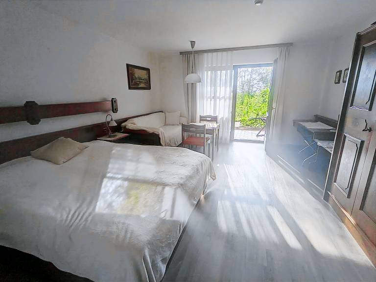 Ferienappartement Bademantelzugang zur Therme (Bad Griesbach Therme i. Rottal) — photo 2
