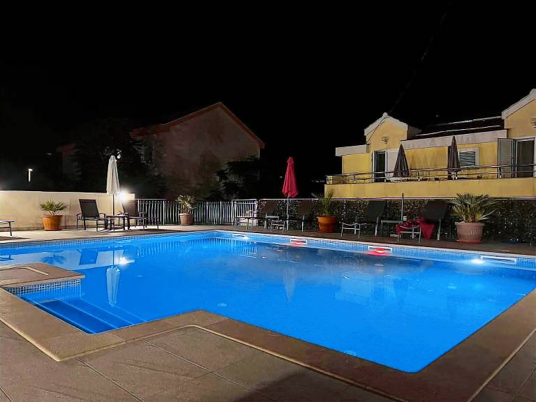 Ferienwohnung in Okrug Gornji, Trogir, Kroatien für max. 4 Personen Ferienwohnung in Okrug Gornji, Trogir, Kroatien für max. 4 Personen