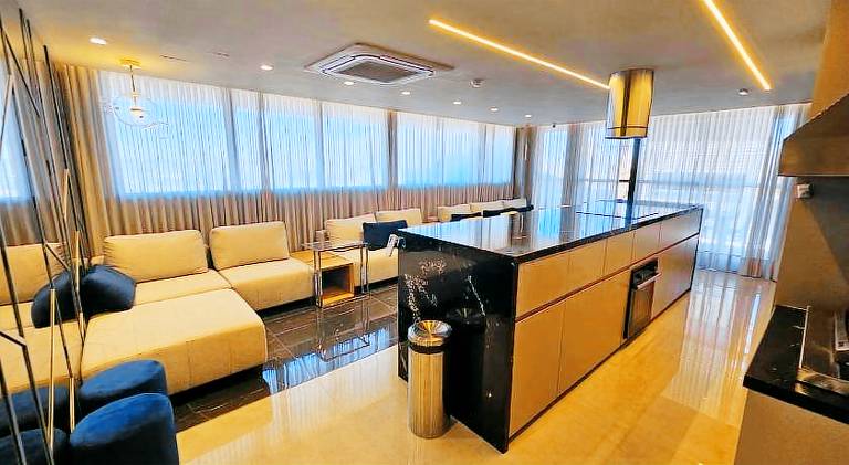 Holiday apartment with pool — photo 4