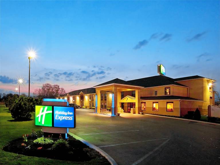 Holiday Inn Express London I 70 By IHG