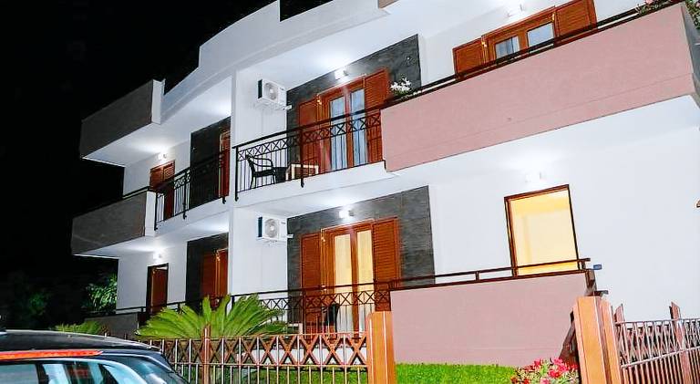 ALMI B&B