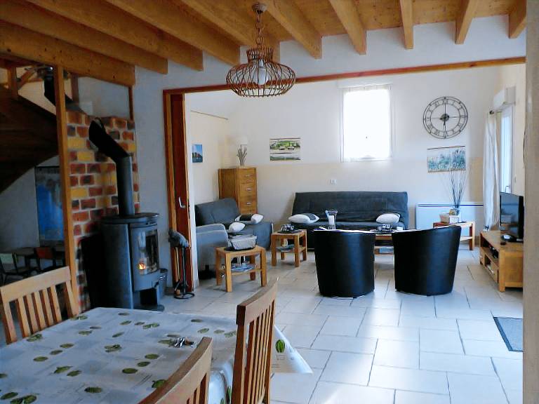 Vacation home with yard, grill & patio | Garden view — photo 5