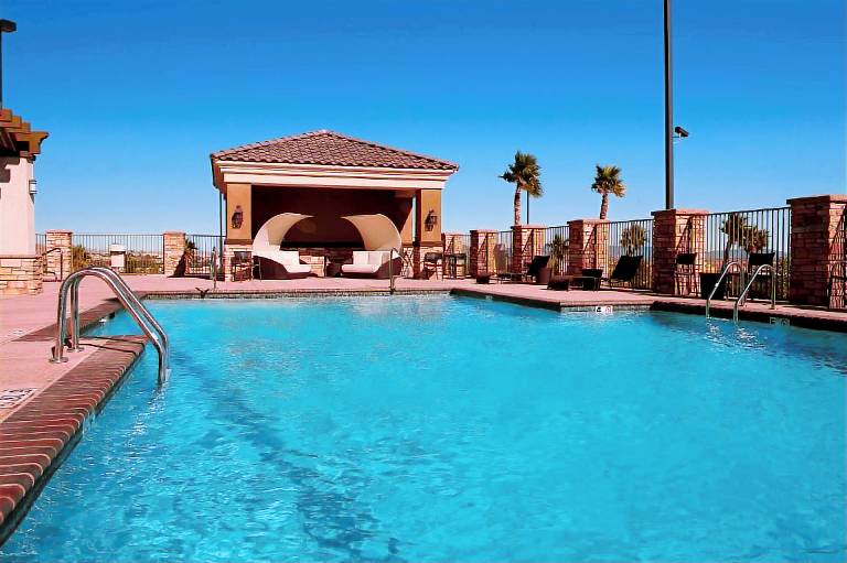 Radisson Hotel Yuma — photo 2