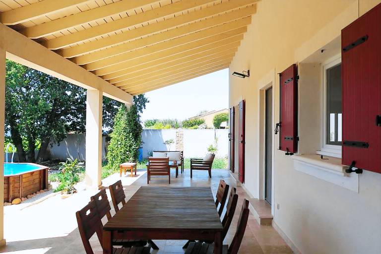House with pool, patio & garden — photo 3