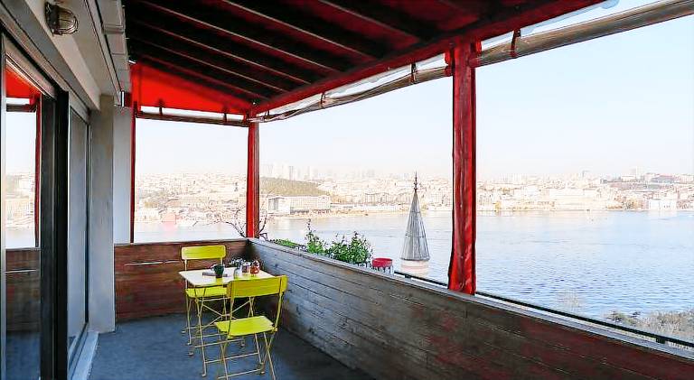 Iconic Sea View Duplex w Terrace in Balat — photo 5