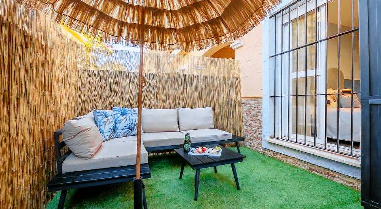Pleasant apartment with pool | Pet-friendly — photo 4