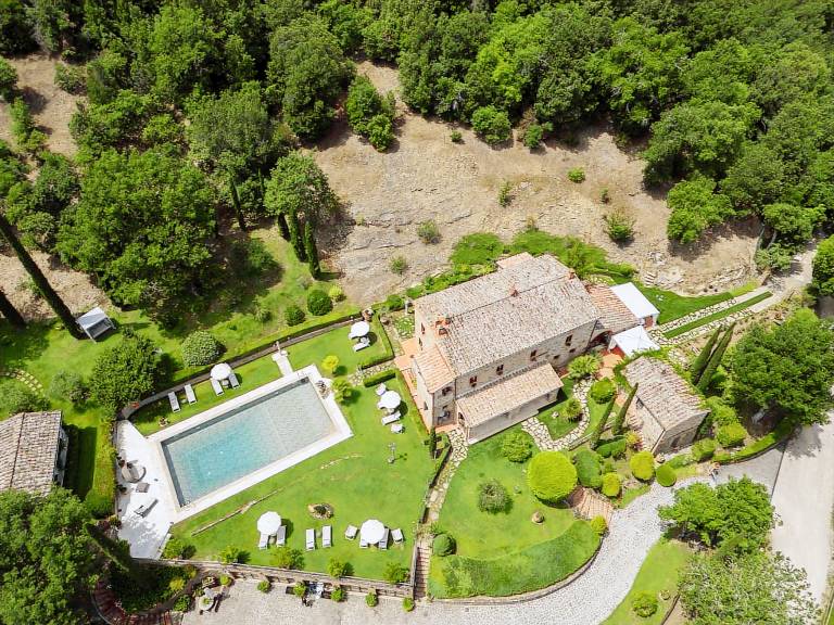 Children-friendly villa with garden, terrace & hot tub | Pets are welcome — photo 2