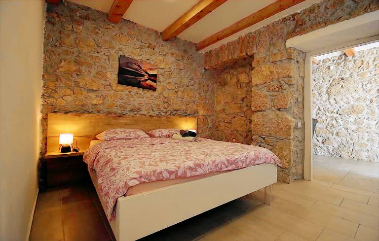 Fully equipped ample villa with garden, private pool & BBQ | Dogs allowed — photo 5