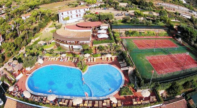 Charming rental apartment with pool | Dogs allowed in Sperlonga