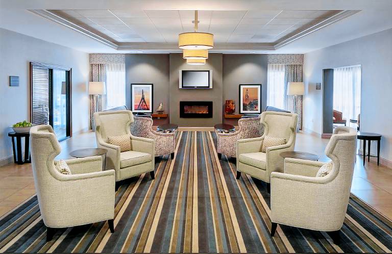 Hampton Inn Boston-Logan Airport — photo 3