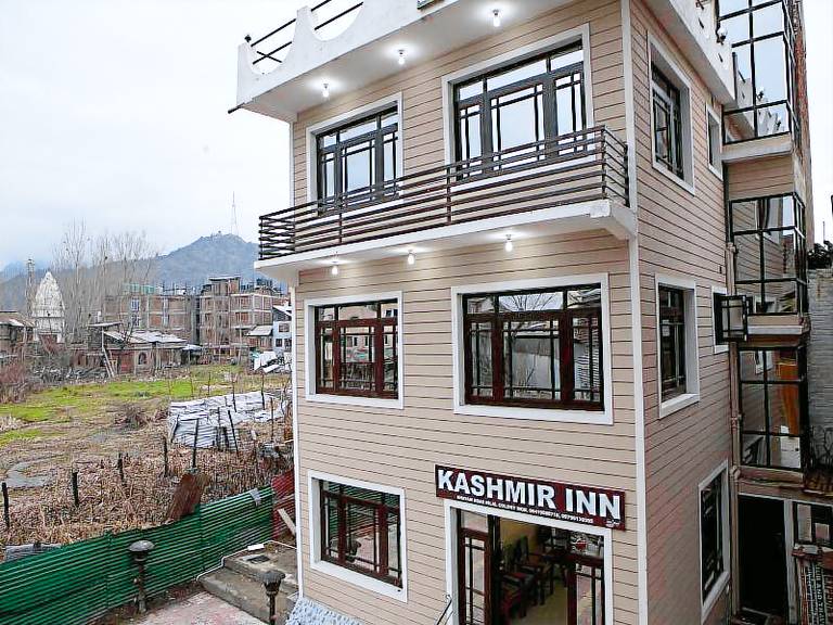 Apartment  Bishember Nagar