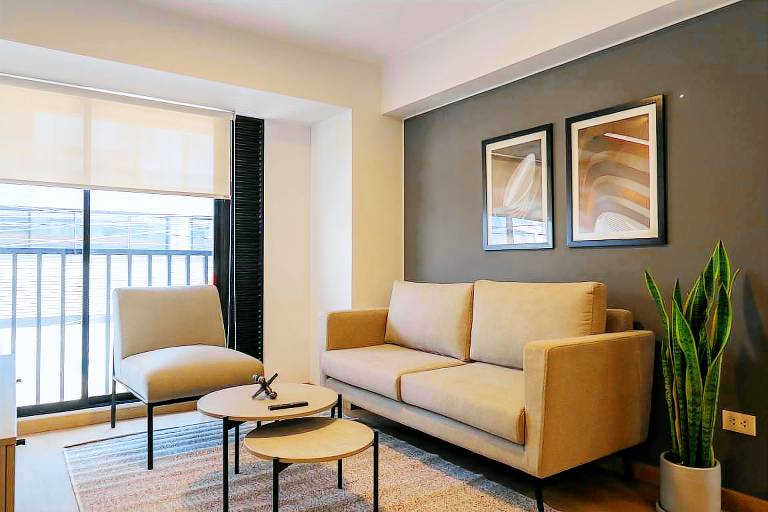 w Enchanting 2BR in the Heart of Miraflores